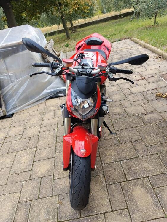 Ducati Streetfighter (2009 - 12) (3)