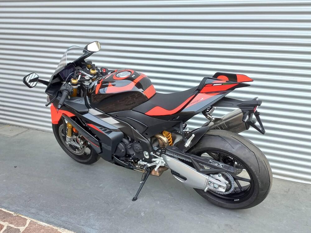 Aprilia RSV4 1100 Factory (2025) (5)