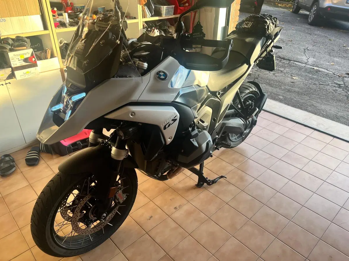 Bmw R 1300 GS (2023 - 26) (5)
