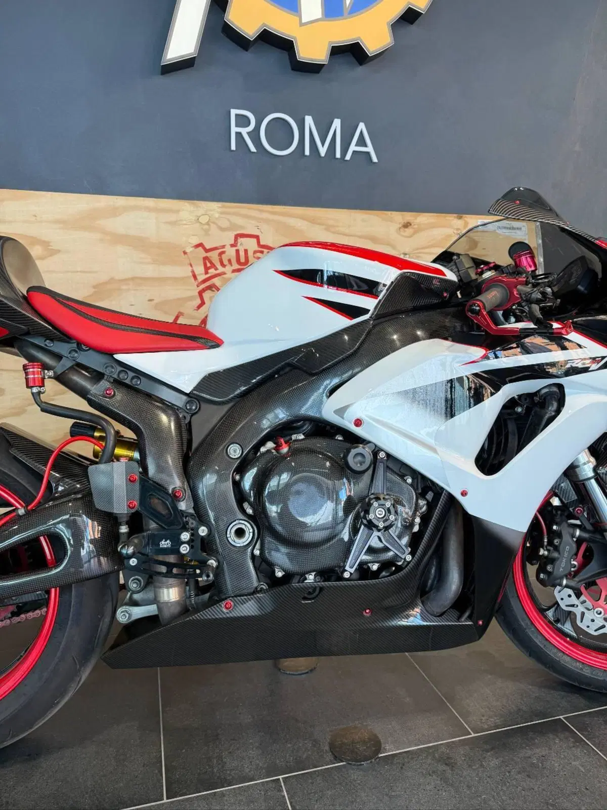 Honda CBR 1000 RR Fireblade (2006 - 07) (7)