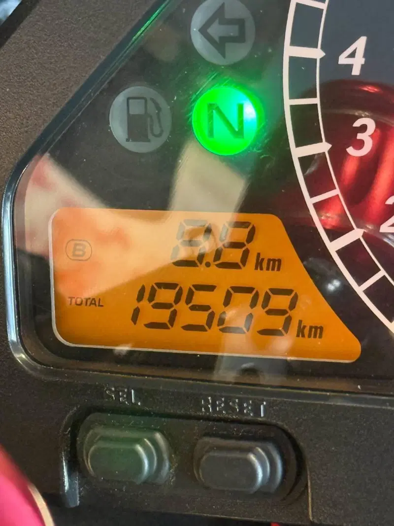 Honda CBR 1000 RR Fireblade (2006 - 07) (14)