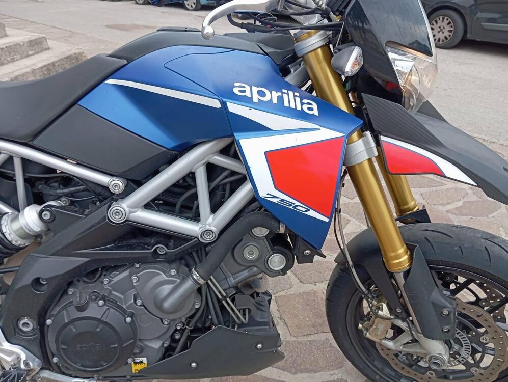 Aprilia Dorsoduro 750 ABS (2009 - 17) (3)
