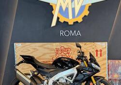 Aprilia Tuono V4 Factory (2021 - 24) usata