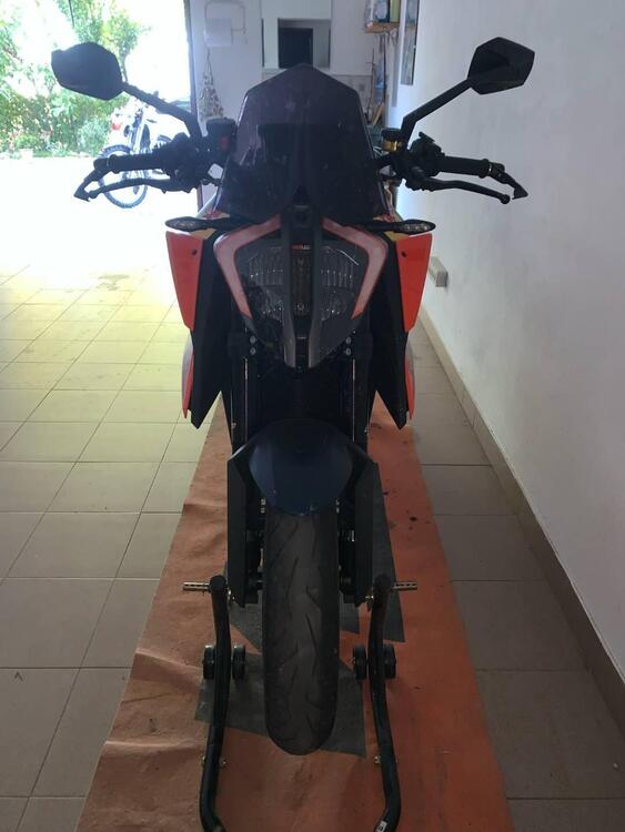 KTM 1290 Super Duke R (2020) (2)
