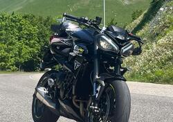 Triumph Street Triple 765 RS (2023 - 25) usata