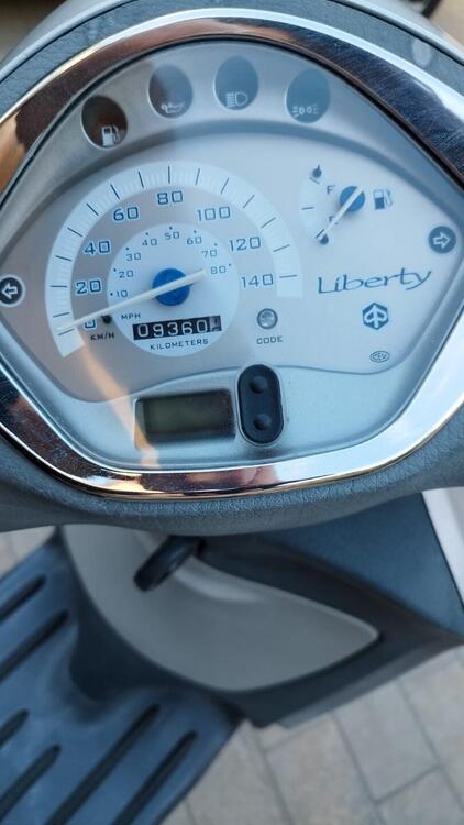 Piaggio Liberty 200 4T  (3)