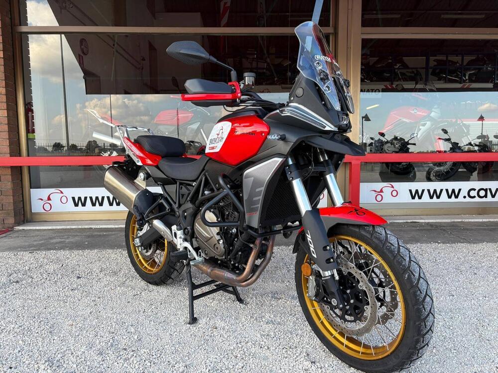 QJ Motor SRT 700 X (2024 - 25)