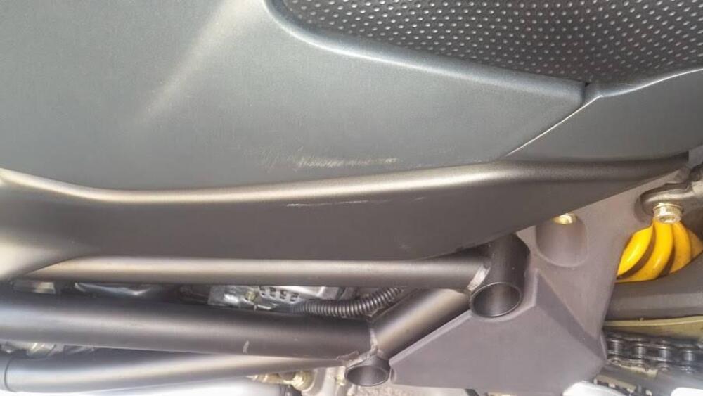 MV Agusta Brutale 750 S (2002 - 06) (2)