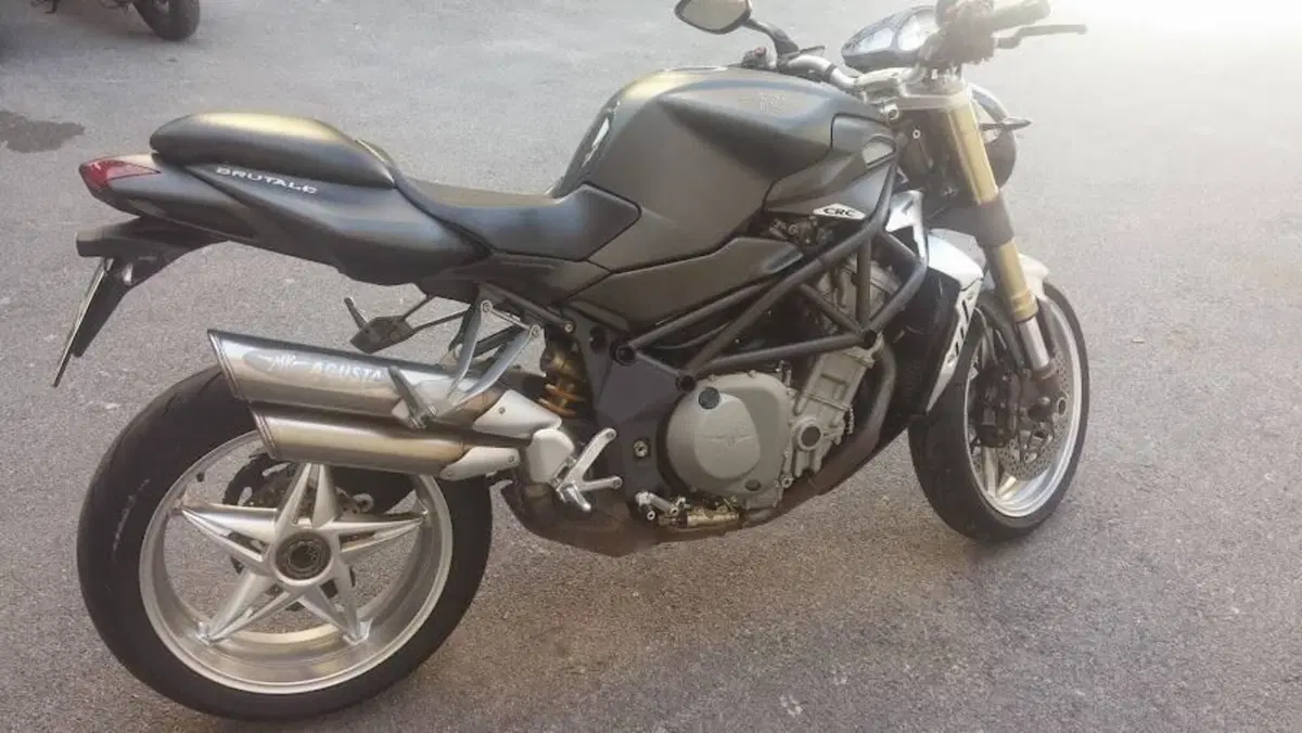 MV Agusta Brutale 750 S (2002 - 06) (3)