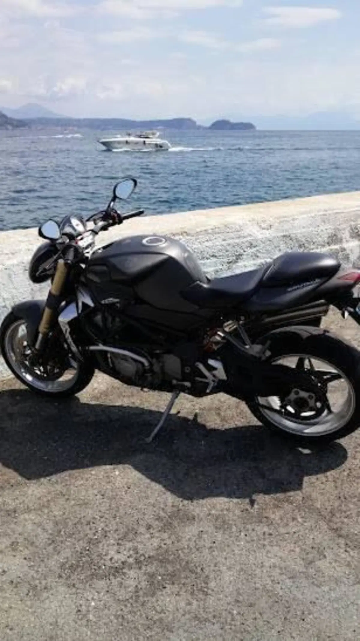 MV Agusta Brutale 750 S (2002 - 06) (4)