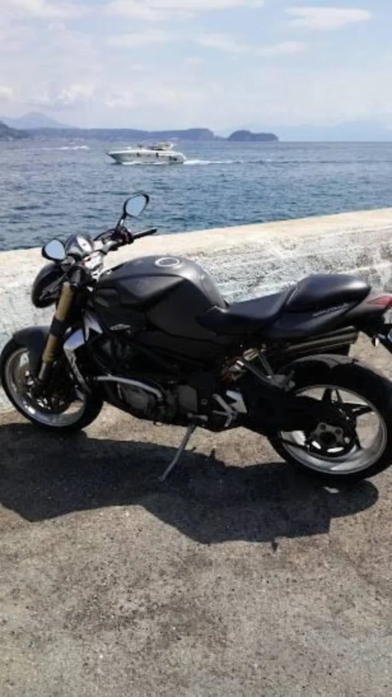 MV Agusta Brutale 750 S (2002 - 06) (4)