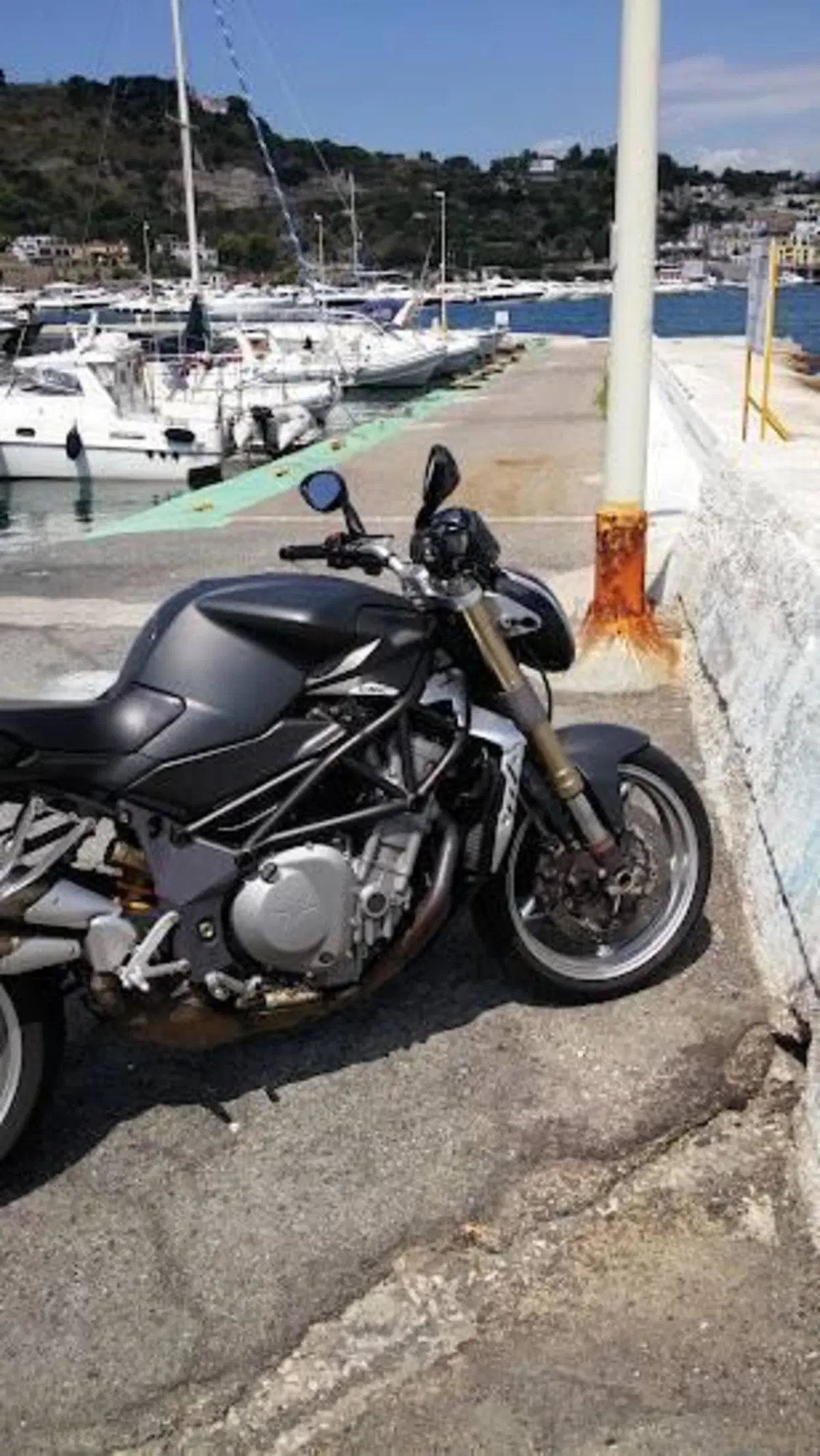 MV Agusta Brutale 750 S (2002 - 06) (8)
