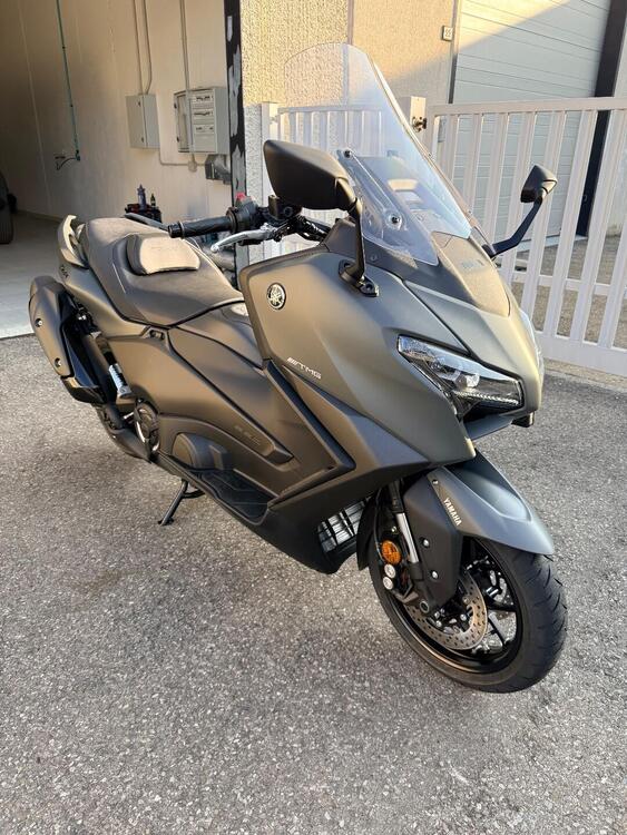 Yamaha T-Max 560 Tech Max (2025)
