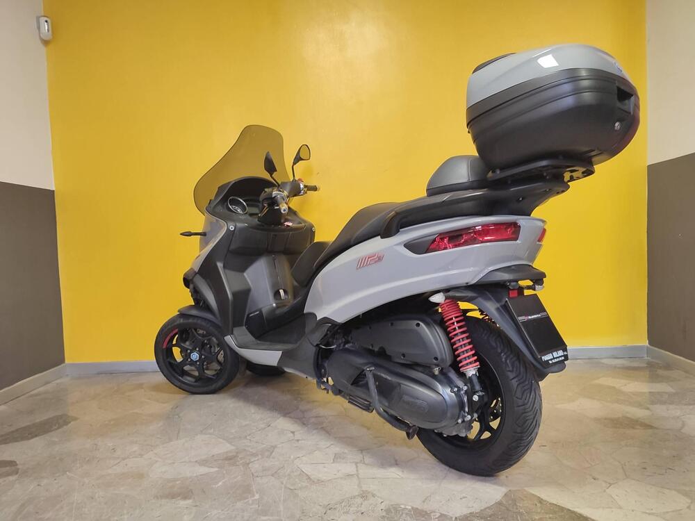 Piaggio Mp3 350 ie ABS (2018 - 19) (4)