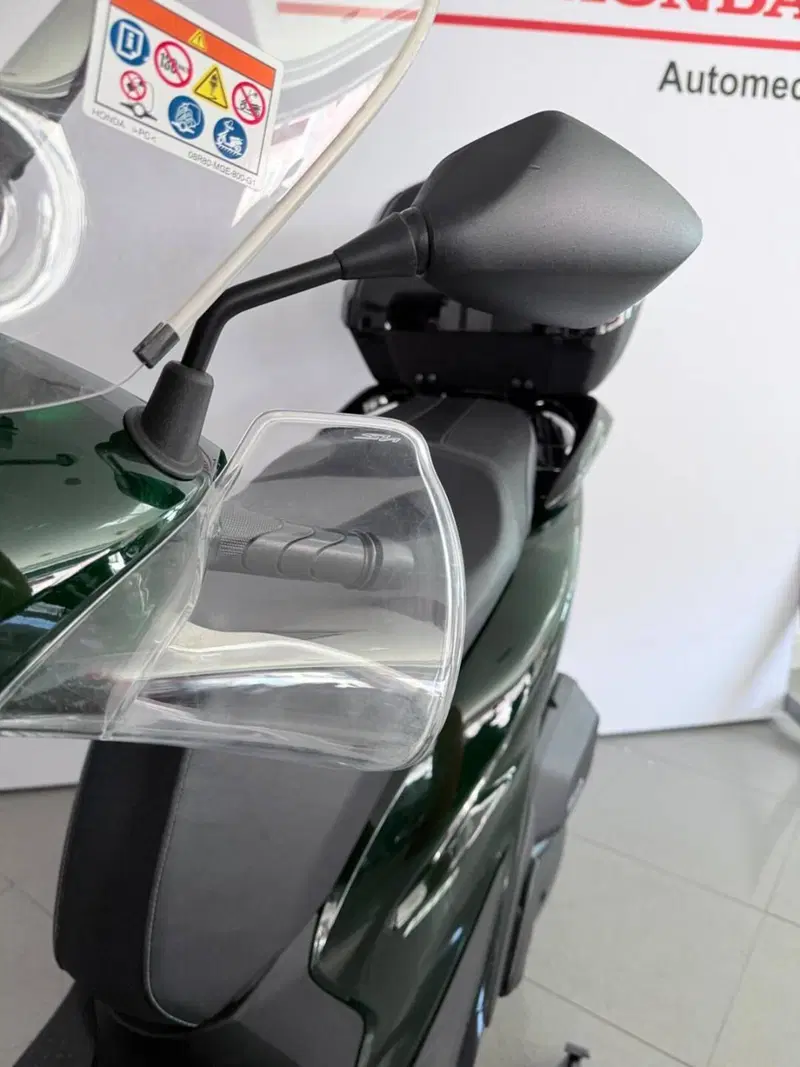 Honda SH 150i Vetro (2024 - 25) (6)