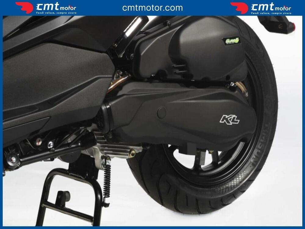 Kl Brera 300 (2022 - 25) (5)