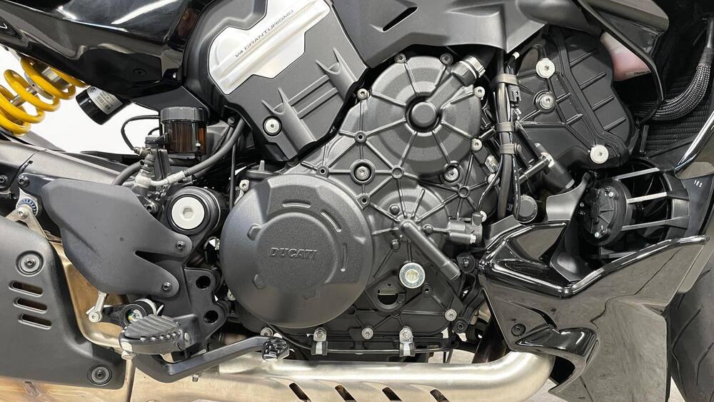 Ducati Diavel V4 (2023 - 25) (4)