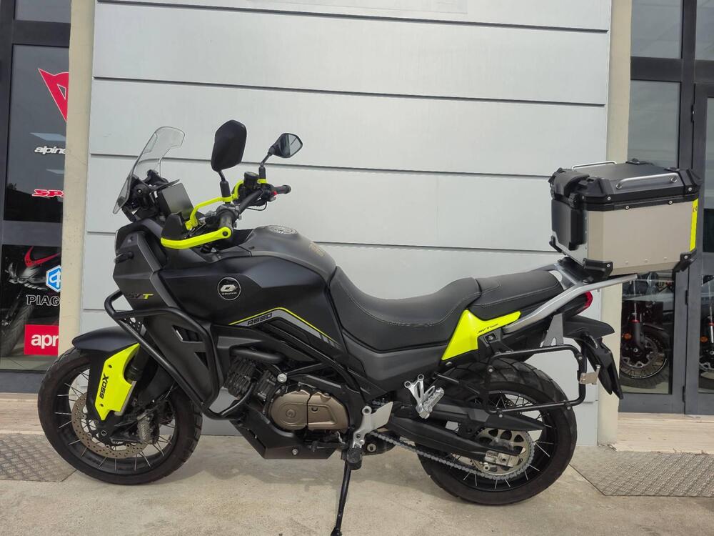 QJ Motor SVT 650 X (2025)