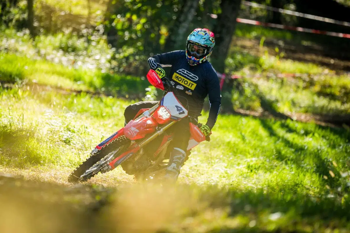 Honda CRF RX 250, 300 o 450? Qual è la miglior cilindrata per fare enduro? Honda ha la risposta giusta [VIDEO e GALLERY]  (14)