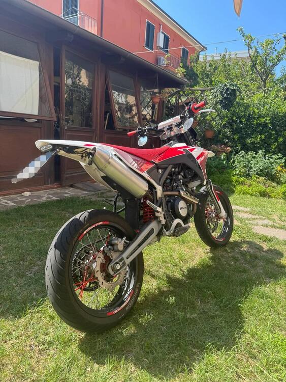 Fantic Motor XMF 125 Motard Performance 4T (2023 - 24) (4)