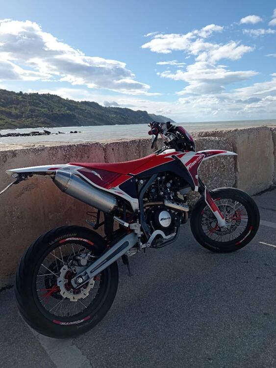 Fantic Motor XMF 125 Motard Performance 4T (2023 - 24) (5)