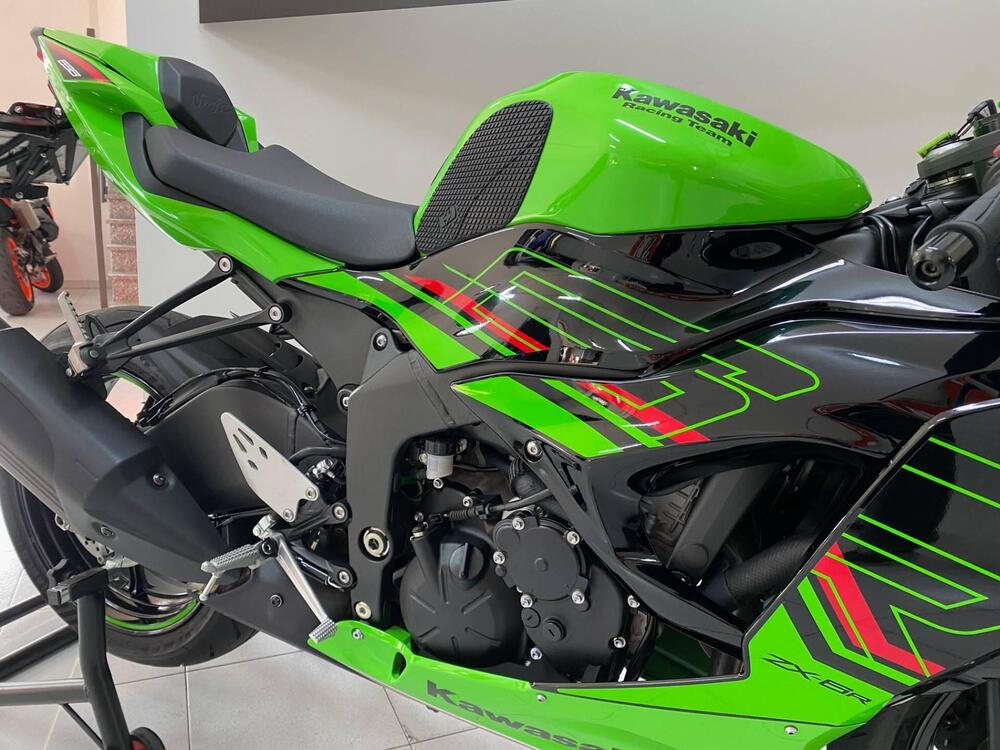 Kawasaki Ninja 636 ZX-6R (2024 - 26) (3)