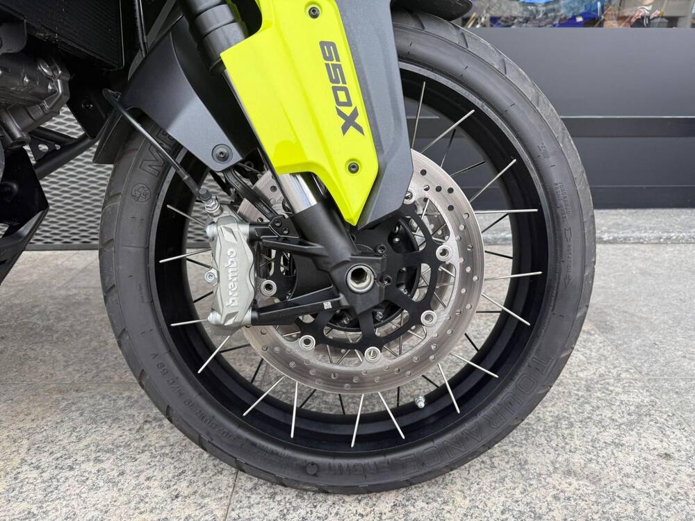 QJ Motor SVT 650 X (2025) (2)