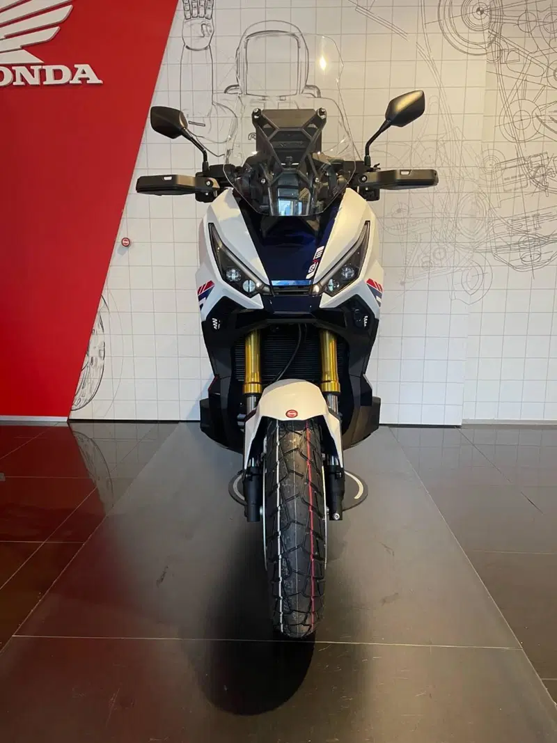 Honda X-ADV 750 Special Edition (2026) (3)