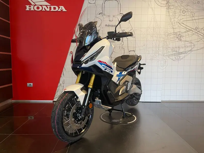Honda X-ADV 750 Special Edition (2026) (4)