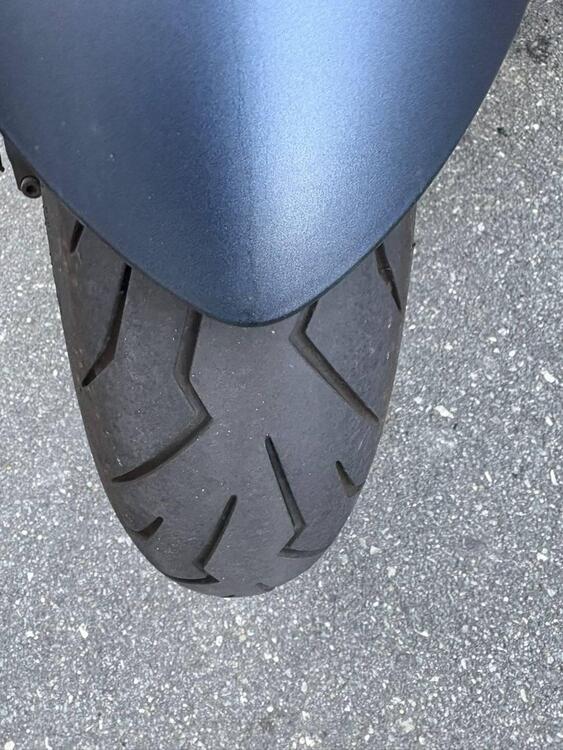 Yamaha T-Max 560 Tech Max (2022 - 24) (4)