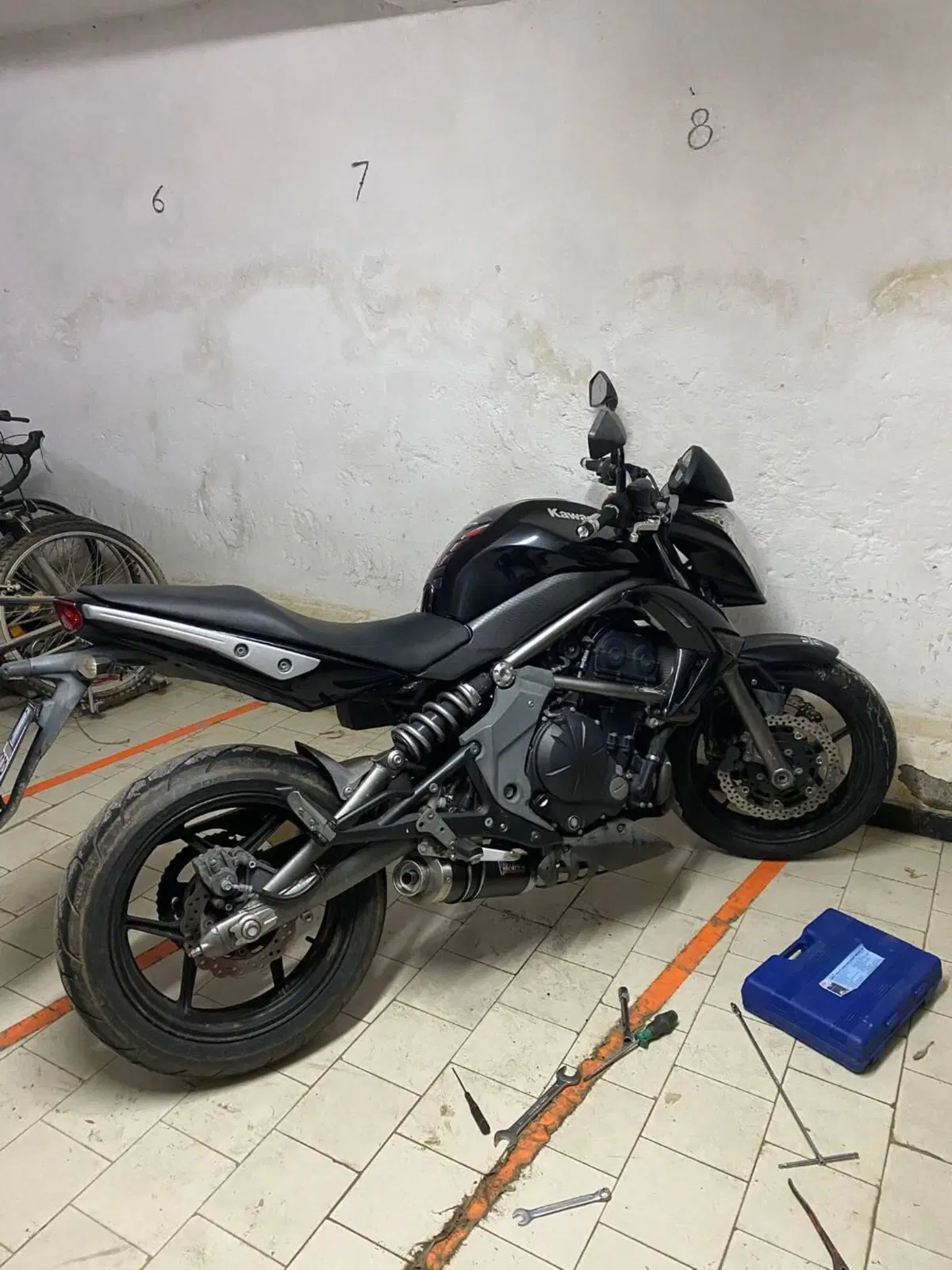Kawasaki ER-6N (2009 - 11)