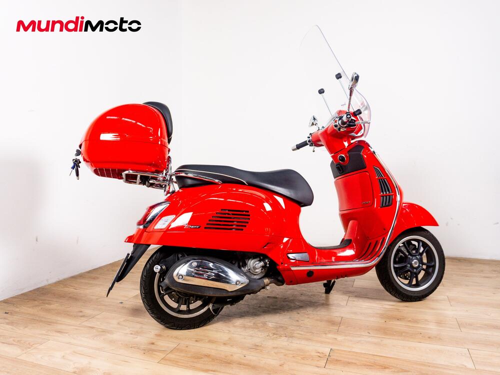 Vespa GTS 150 Super ie (2017 - 19) (3)