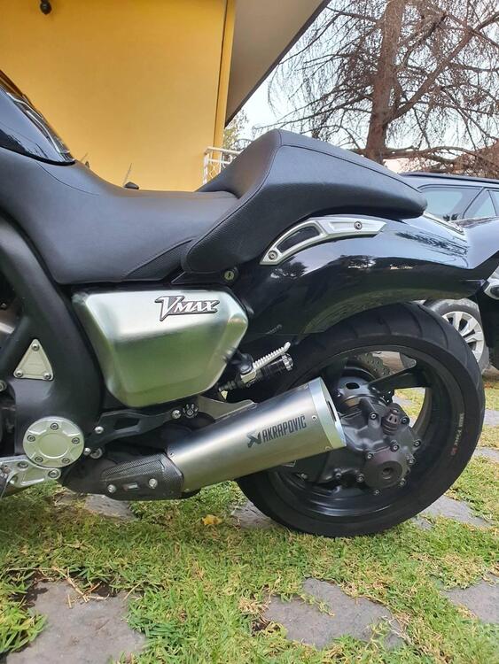 Yamaha VMAX (2008 - 17) (5)
