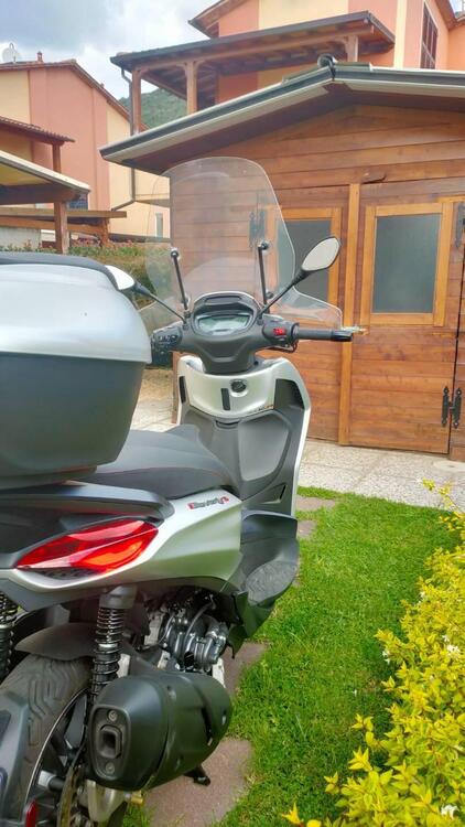 Piaggio Beverly 300 S ABS-ASR (2021 - 25) (3)