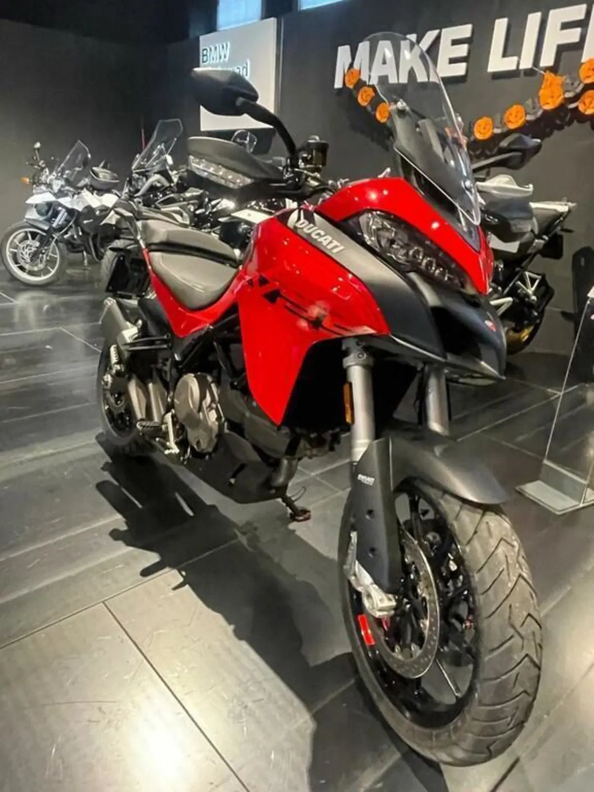 Ducati Multistrada V2 S (2022 - 24) (12)