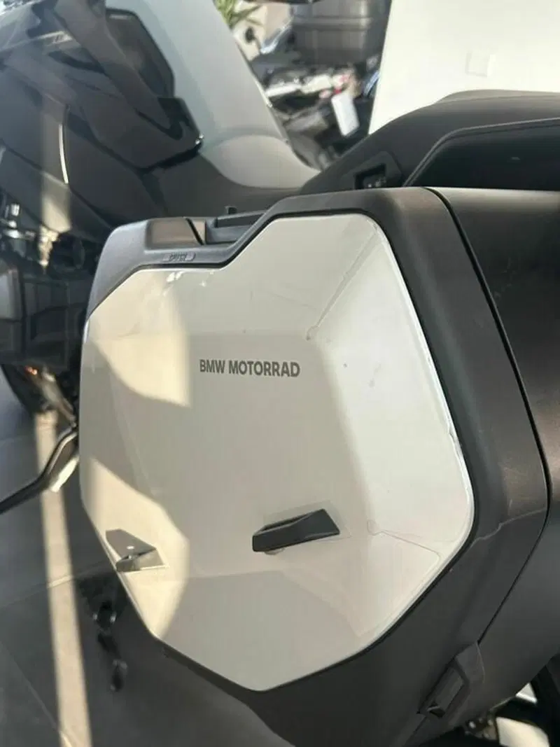 Bmw R 1300 GS (2023 - 26) (4)