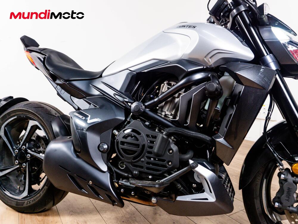 Zontes ZT350-V1 (2022 - 25) (5)