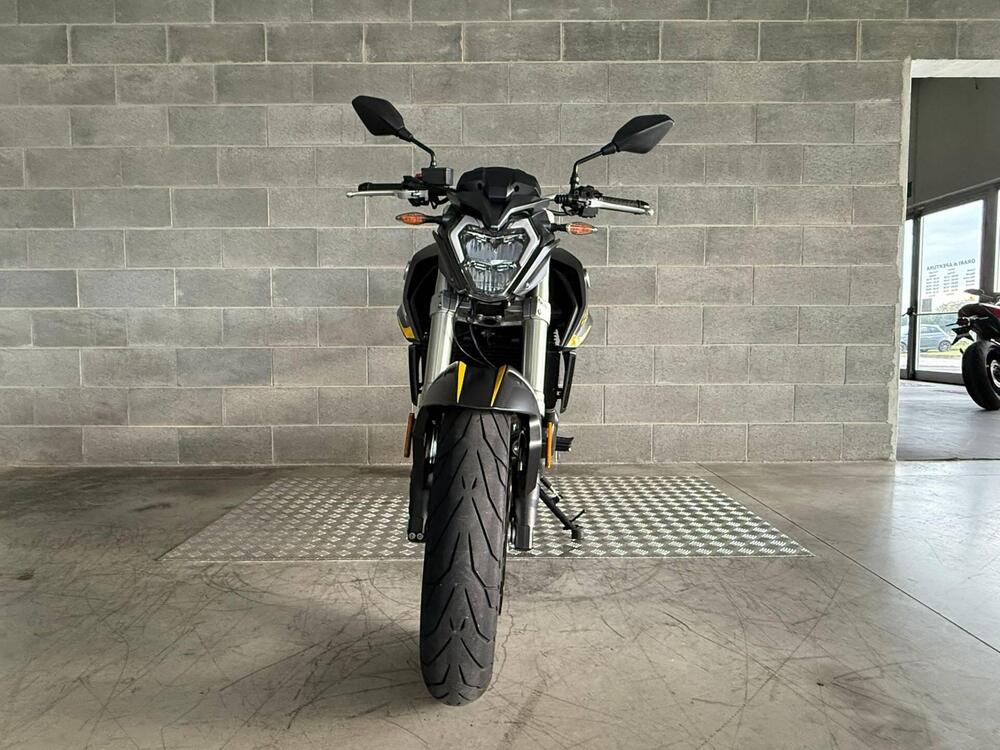 Voge Brivido 500R (2021 - 24) (4)