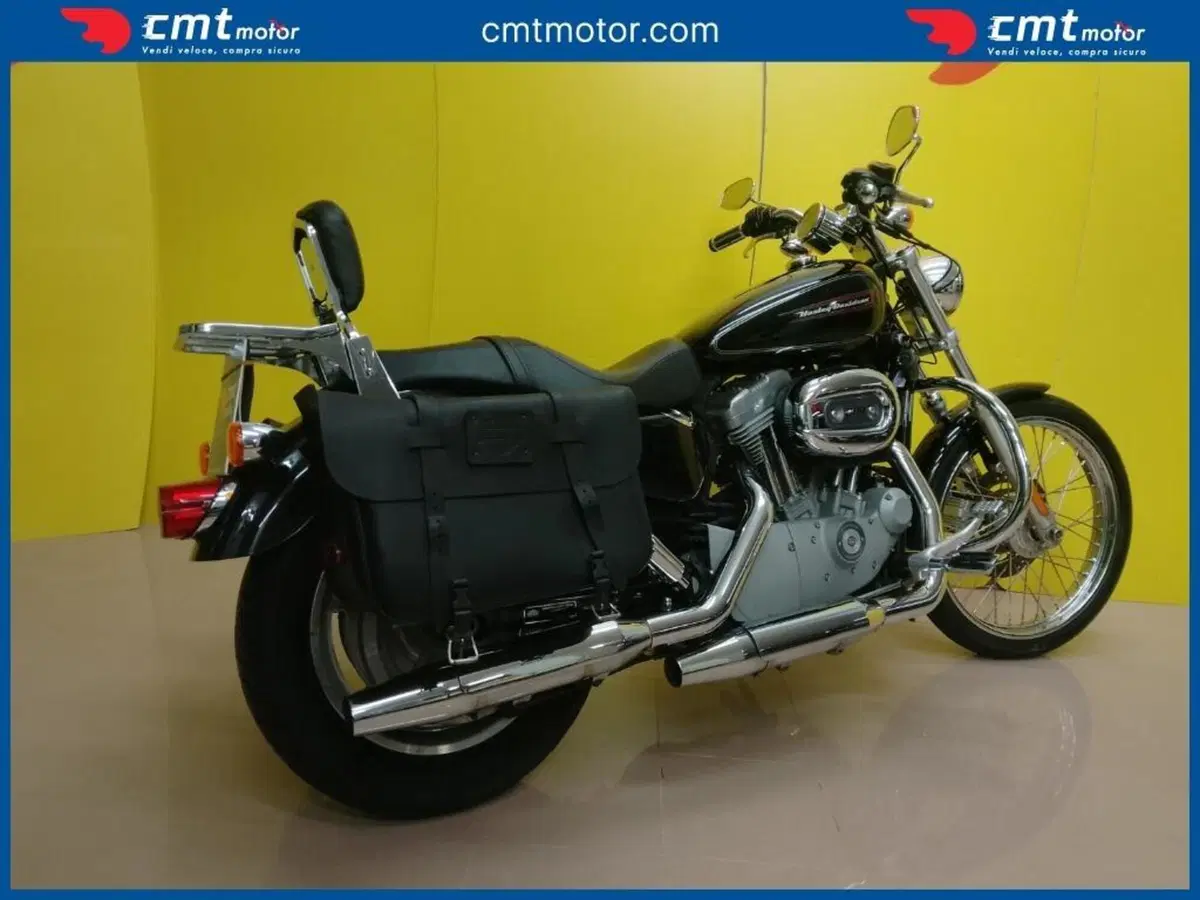 Harley-Davidson 883 Custom (2008 - 12) - XL 883C (4)