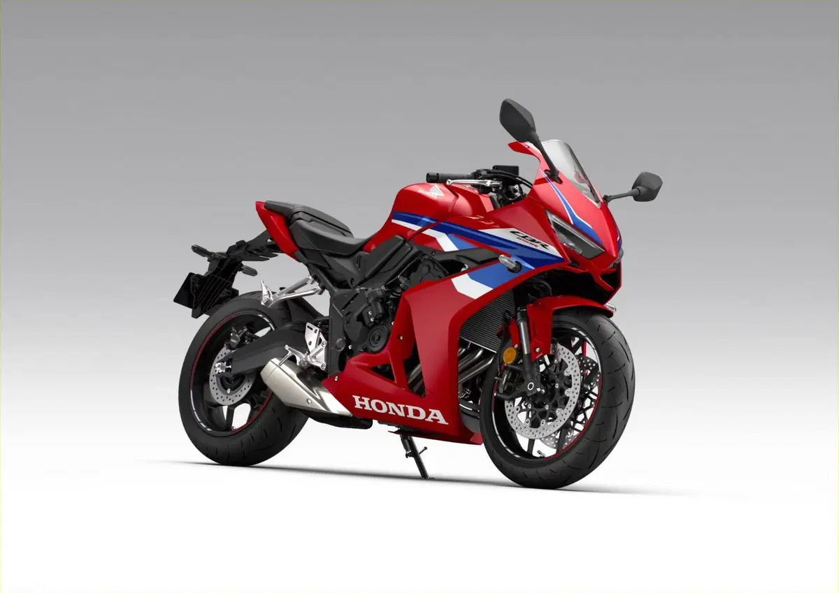 Honda CBR 650 R E-Clutch (2024 - 26) (3)