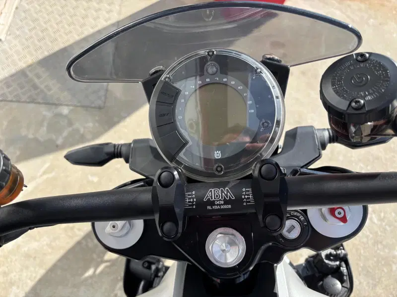Husqvarna Vitpilen 701 (2018 - 19) (11)