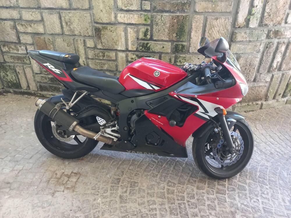 Yamaha YZF R6 (2003 - 04) (3)