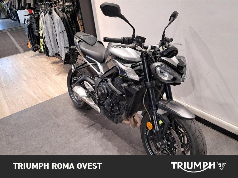 Triumph Street Triple 765 R (2023 - 25) (3)