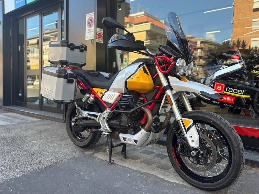 Moto Guzzi V85 TT Evocative Graphics (2019 - 20) (4)
