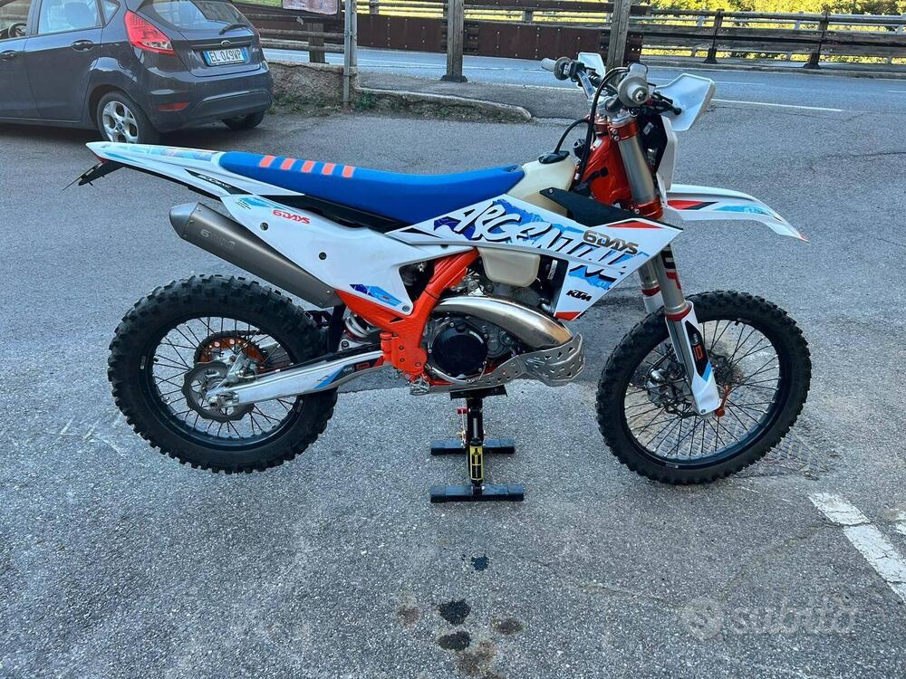 KTM 300 EXC TBI Six Days (2024) (3)