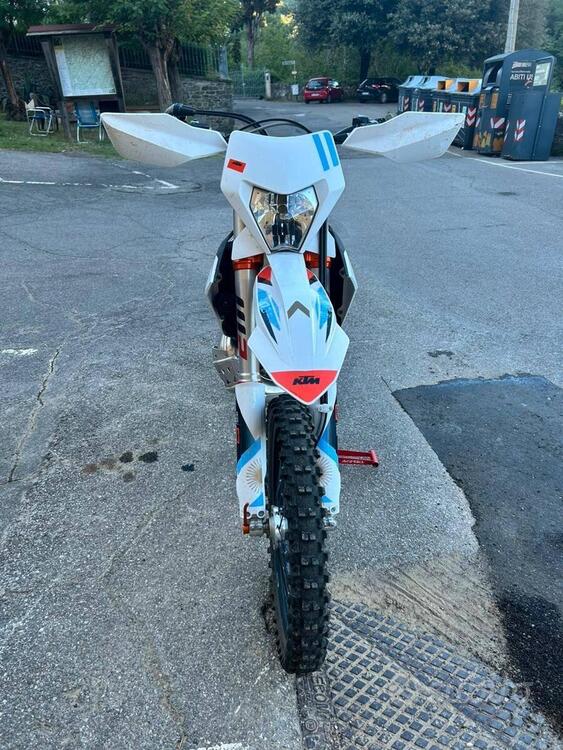 KTM 300 EXC TBI Six Days (2024) (5)