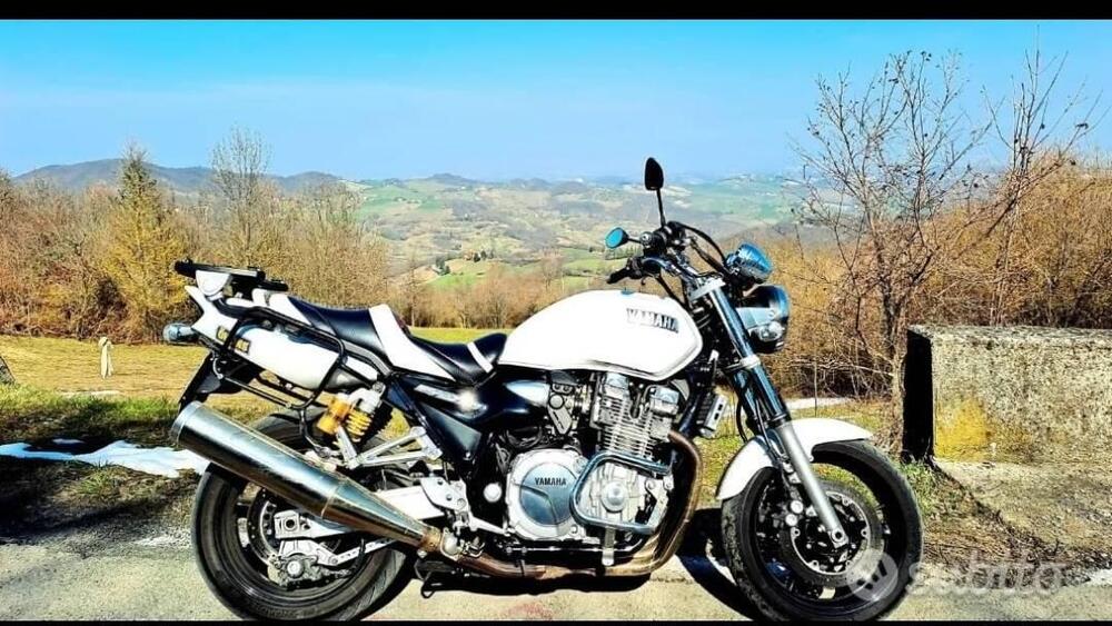 Yamaha XJR 1300 (2006 - 14) (3)