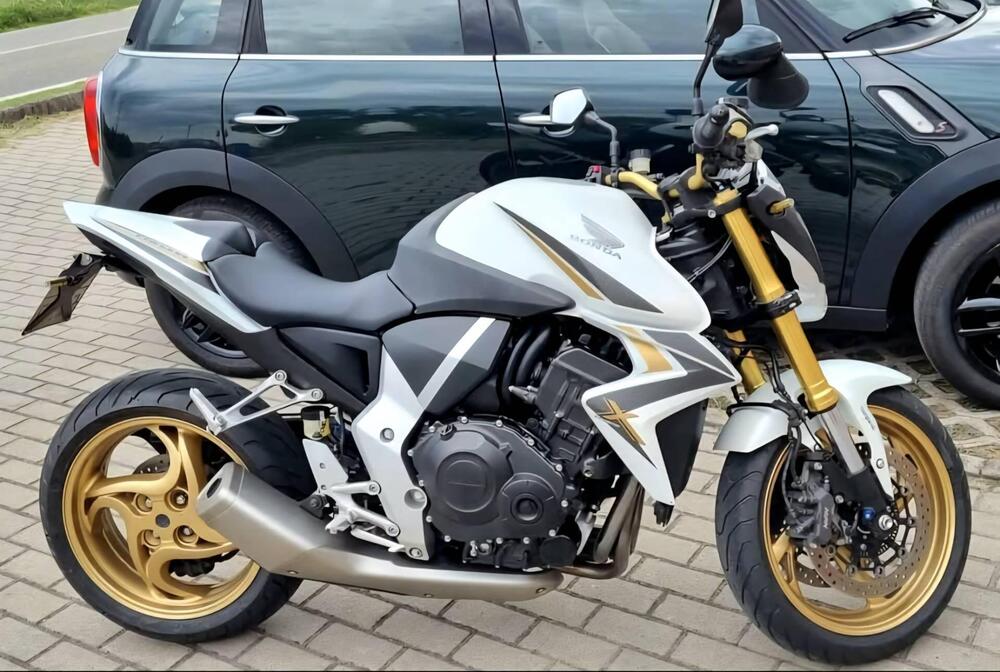 Honda CB 1000 R ABS (2011 - 17) (4)