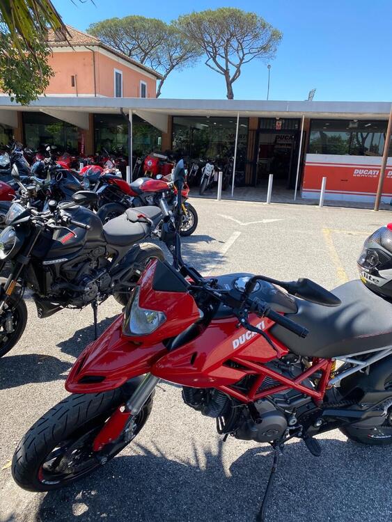 Ducati Hypermotard 796 (2012) (3)