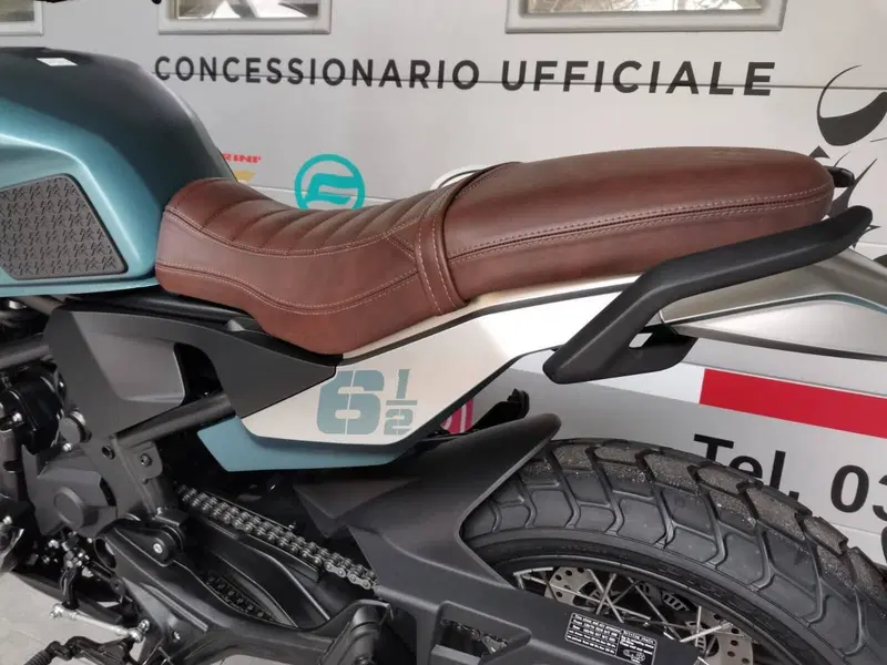 Moto Morini SEIEMMEZZO SCR (2022 - 26) (18)